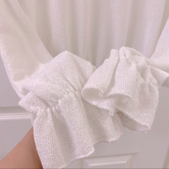 ❣️2/$15 ZARA Peplum White Top - Picture 6 of 9